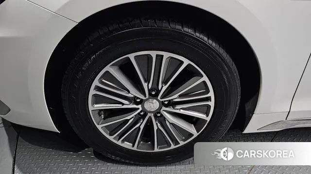 Hyundai Grandeur IG Hybrid id 2995693 из Кореи 15