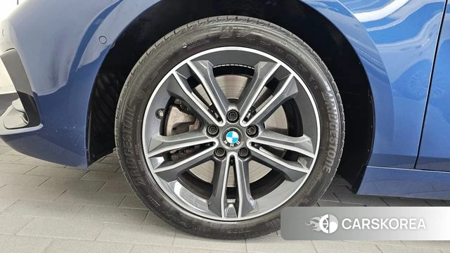 BMW 1 Series (F40) id 4880969 из Кореи 28