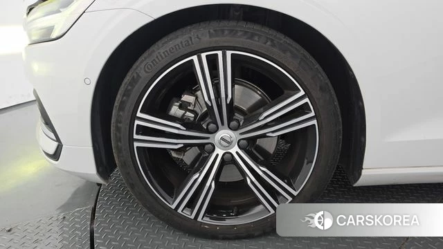 Volvo S60 3rd generation id 4651107 из Кореи 15