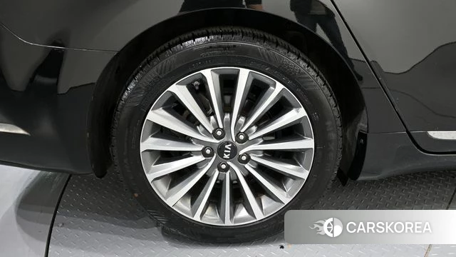 Kia Come New K7 id 4188172 из Кореи 25