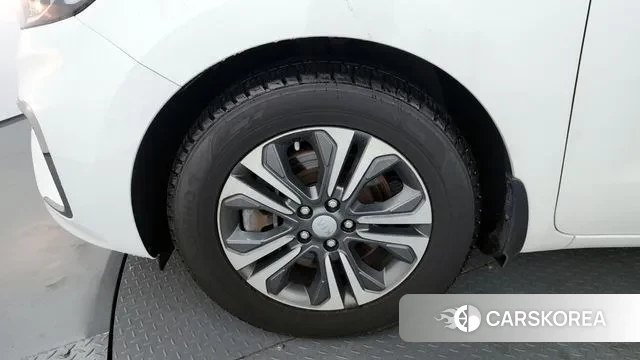 Kia The New Carnival id 3039439 из Кореи 15