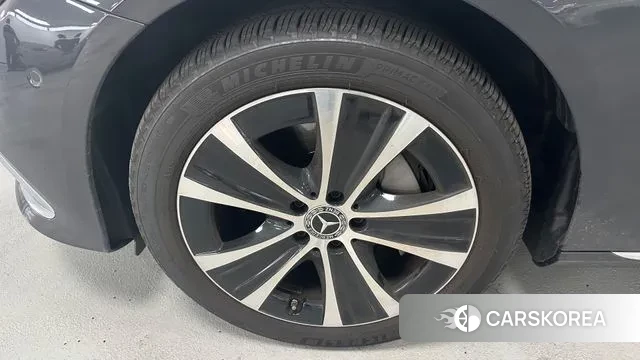 Mercedes-Benz E-Class W213 id 3753161 из Кореи 12