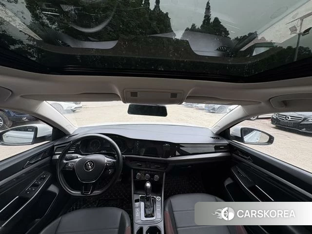 Volkswagen Bora id 4336237 из Китая 11