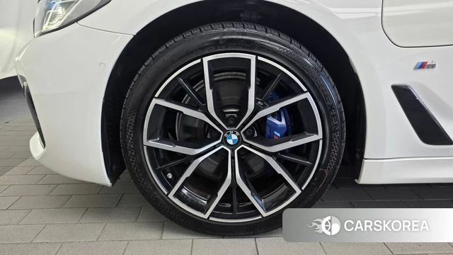 BMW 5 Series (G30) id 4676766 из Кореи 30