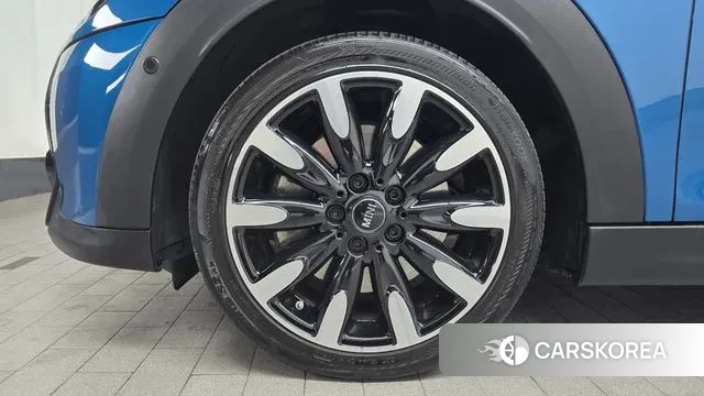 Mini Cooper S id 3707298 из Кореи 15