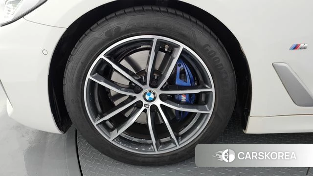 BMW 5 Series (G30) id 3871273 из Кореи 15