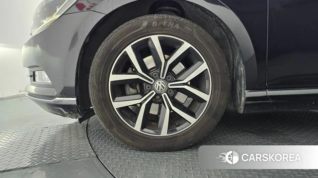 Volkswagen Passat GT (B8) id 4776347 из Кореи 28
