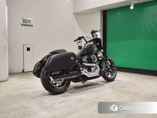 Harley-Davidson Softail Sport Glide FLSB1750 2022 из Японии, фото 5