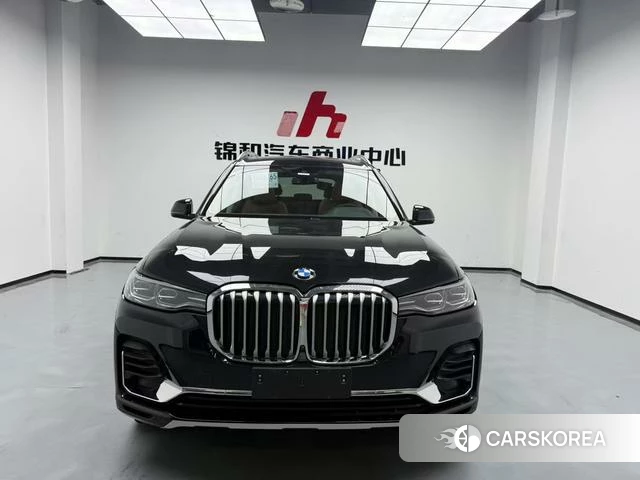 BMW X7 2022 Черный из Китая, фото 5