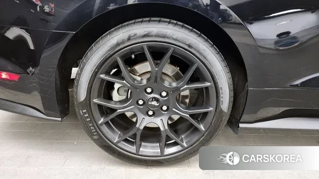 Ford Mustang id 3665839 из Кореи 15