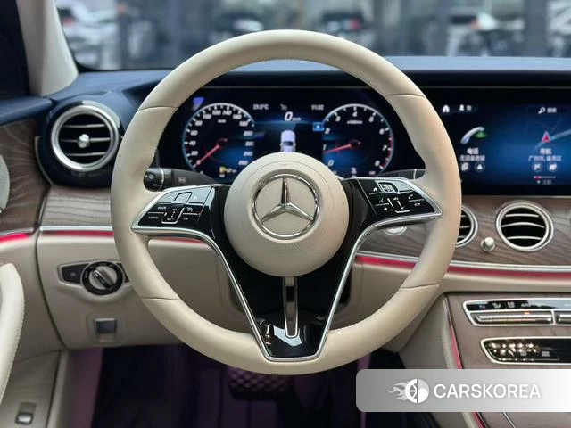 Mercedes-Benz E-class id 4290412 из Китая 11