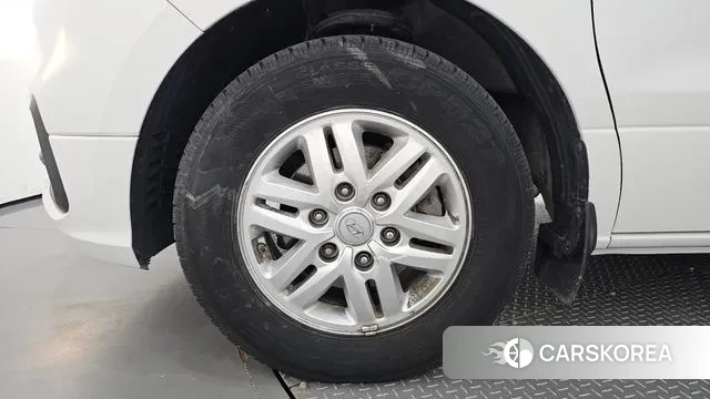 Hyundai The New Grand Starex id 3171558 из Кореи 15