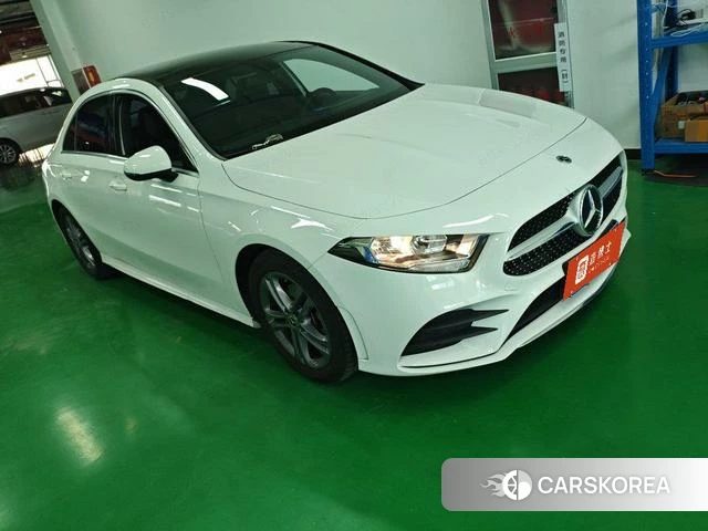 Mercedes-Benz Class A 2022 Белый из Китая, фото 6
