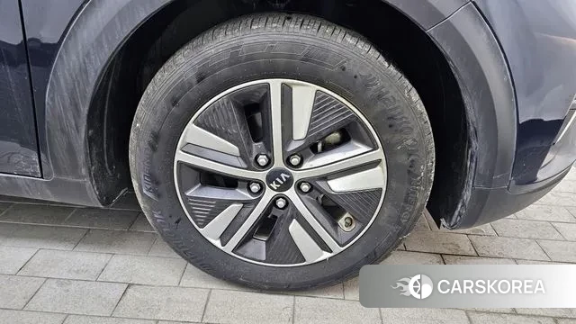 Kia The New Niro id 3607526 из Кореи 15