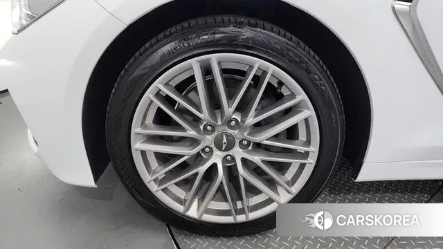 Genesis G70 id 3024468 из Кореи 15