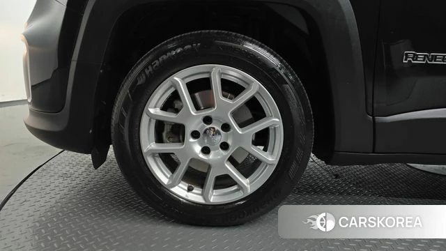 Jeep Renegade id 4651032 из Кореи 15