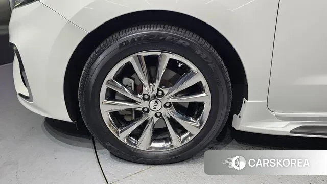 Kia The New Carnival id 3547546 из Кореи 15