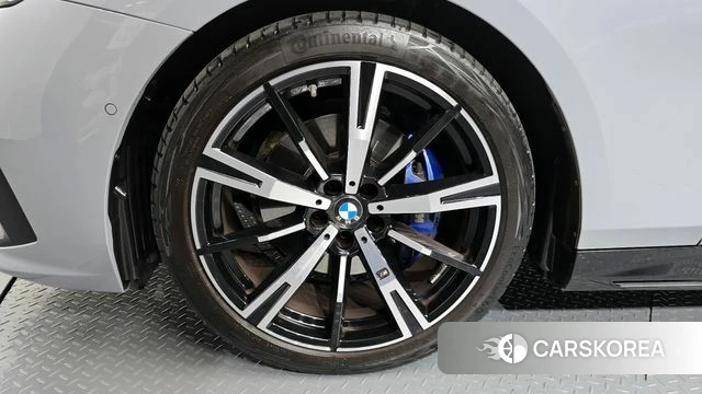 BMW 5 Series (G60) id 3952999 из Кореи 15