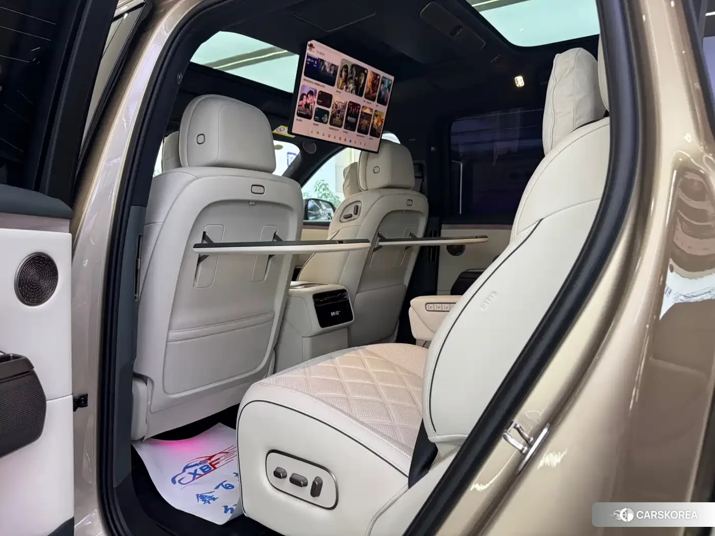 Ideal car Ideal L9 2026 Champagne/brown из Китая, фото 6