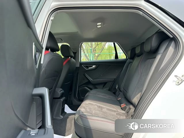 Audi Q2L id 4259351 из Китая 12