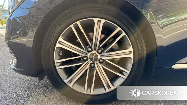 Genesis G80 id 3042001 из Кореи 13