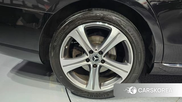 Mercedes-Benz E-Class W213 id 4465713 из Кореи 25