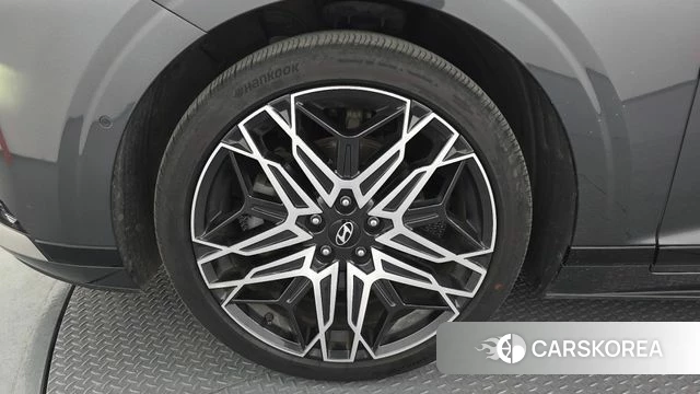 Hyundai Grandeur (GN7) id 3952932 из Кореи 15