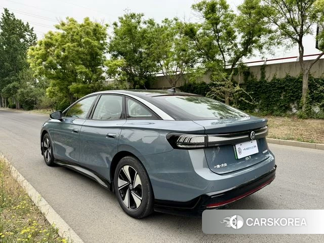 Volkswagen ID.7 VIZZION 2024 Темно-серый из Китая, фото 5