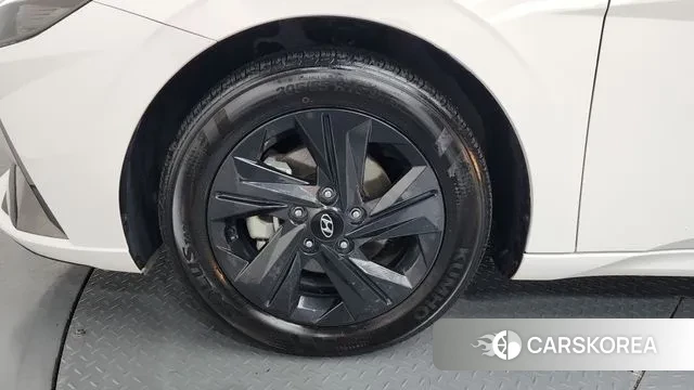 Hyundai Avante Hybrid (CN7) id 3482790 из Кореи 15