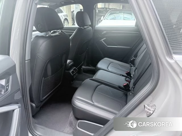 Audi Q3 2024 Темно-серый из Китая, фото 5