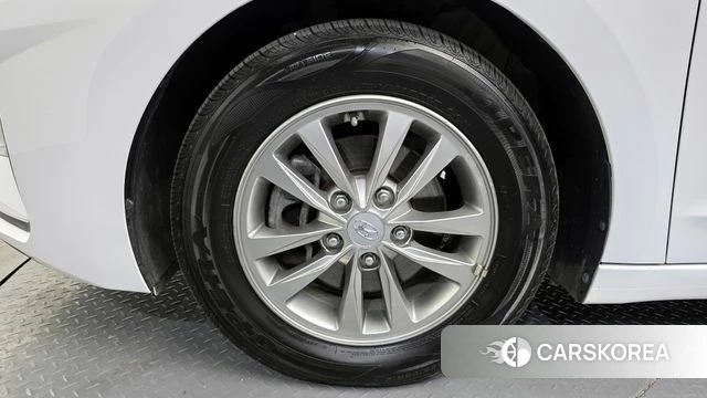 Hyundai The New Avante AD id 3820452 из Кореи 15