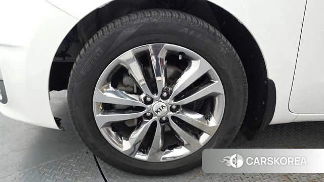 Kia All New Carnival id 4543719 из Кореи 15