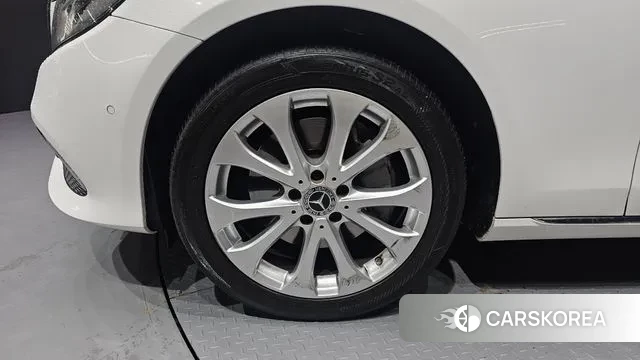 Mercedes-Benz E-Class W213 id 3417706 из Кореи 15