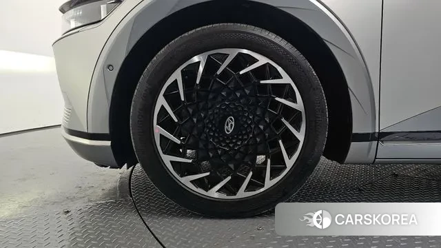 Hyundai Ionic 5 id 3508675 из Кореи 15