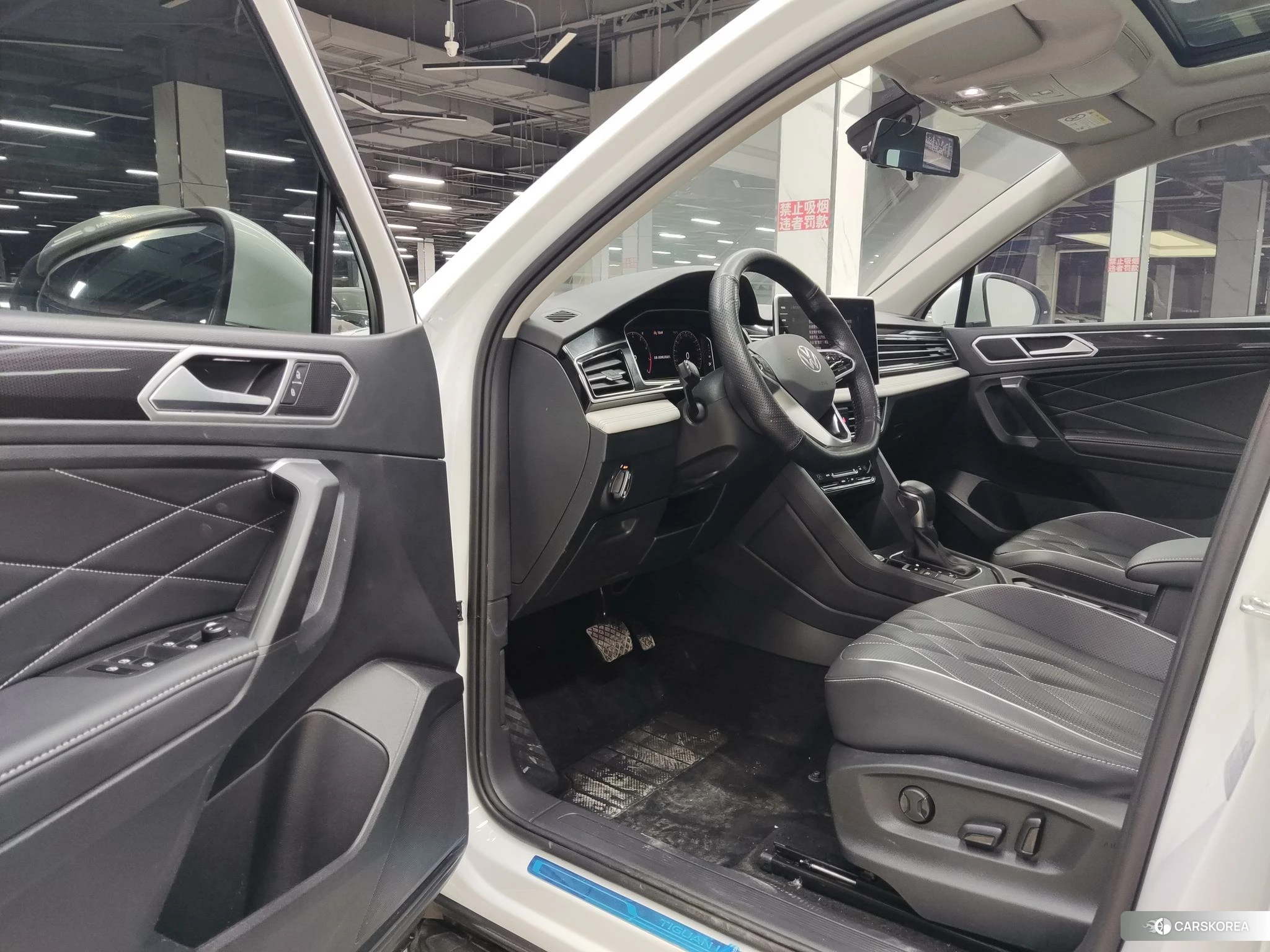 Volkswagen Tiguan L id 4487252 из Китая 11
