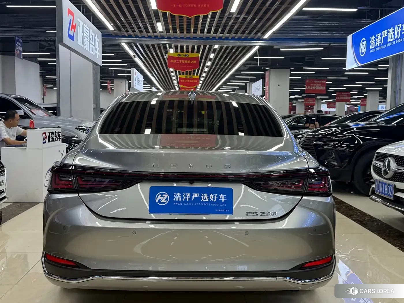 Lexus ES id 4654590 из Китая 11