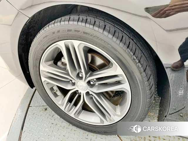 Hyundai Grandeur IG id 4718078 из Кореи 15