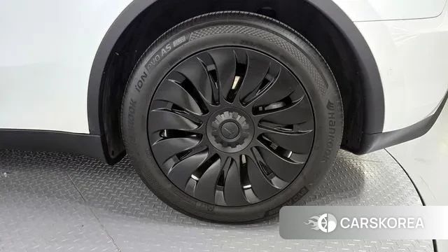 Tesla Model Y id 3354825 из Кореи 15