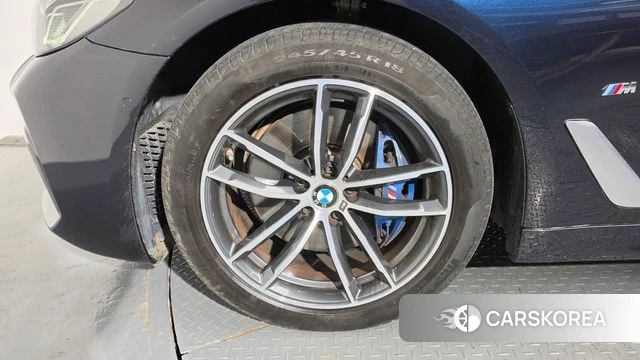 BMW 5 Series (G30) id 4754726 из Кореи 33