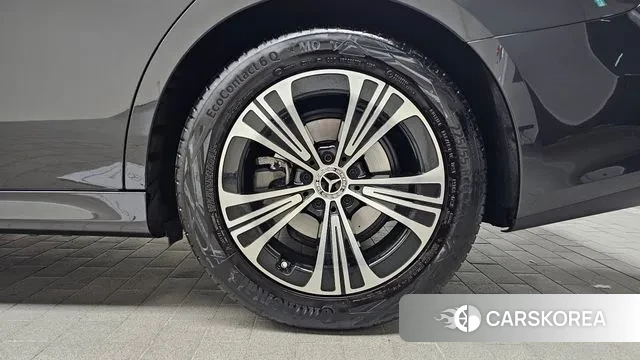 Mercedes-Benz E-Class W214 id 3628927 из Кореи 15