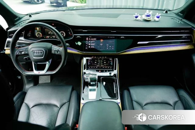 Audi Q7 2021 Черный из Китая, фото 5