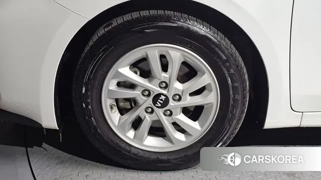 Kia Come New K3 id 3651332 из Кореи 15