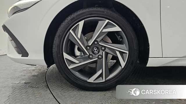 Hyundai The New Avante (CN7) id 4222965 из Кореи 15