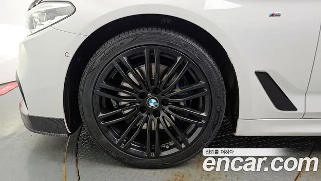 BMW 5 Series (G30) id 2897163 из Кореи 15