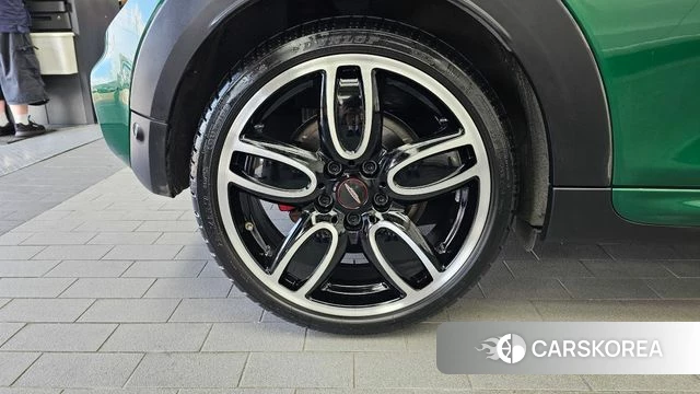 Mini Cooper S id 4906748 из Кореи 25