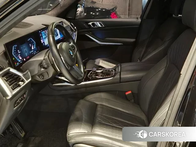 BMW X7 (G07) 2022 Черный из Кореи, фото 5