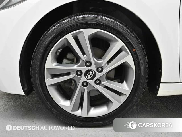 Hyundai Avante AD id 3911901 из Кореи 15