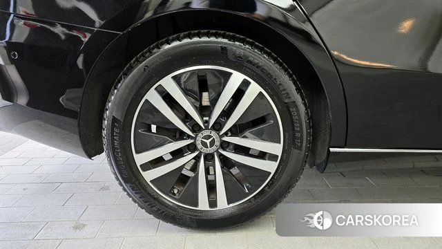 Mercedes-Benz A-Class W177 id 4316916 из Кореи 25