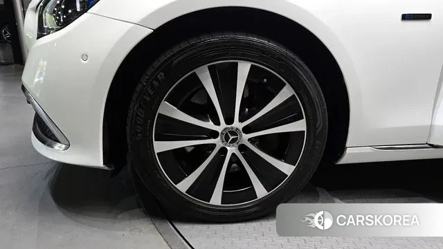 Mercedes-Benz E-Class W213 id 3422204 из Кореи 15