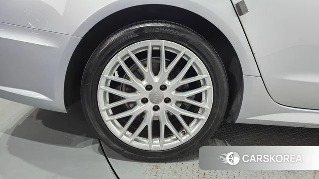 Audi New A6 id 4856438 из Кореи 31